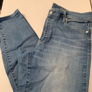 Gap 1969 True Skinny Jeans